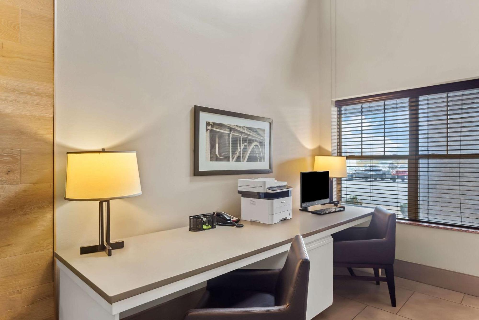 Country Inn & Suites By Radisson, Portage, In Kültér fotó